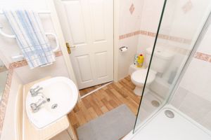BATHROOM- click for photo gallery